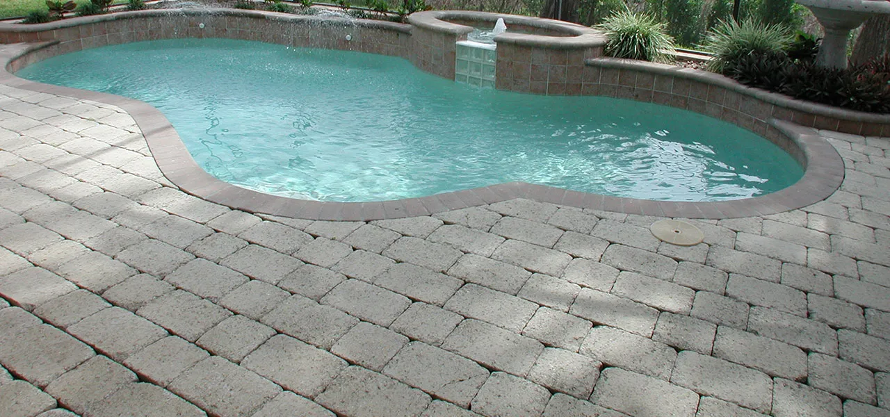 patios-pavers-pool-decks-16